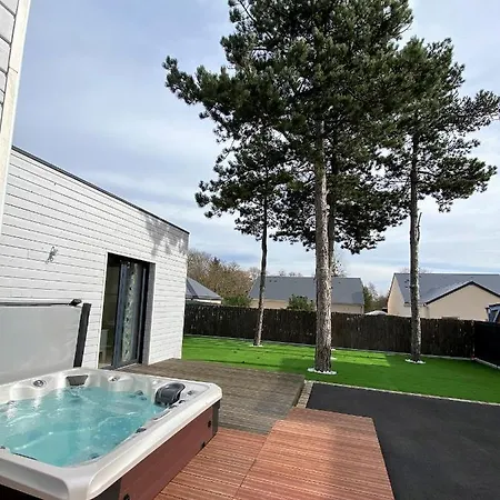 La Moussette Holiday home Jullouville-les-Pins